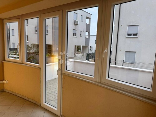 Thumbnail 6330215 - 18