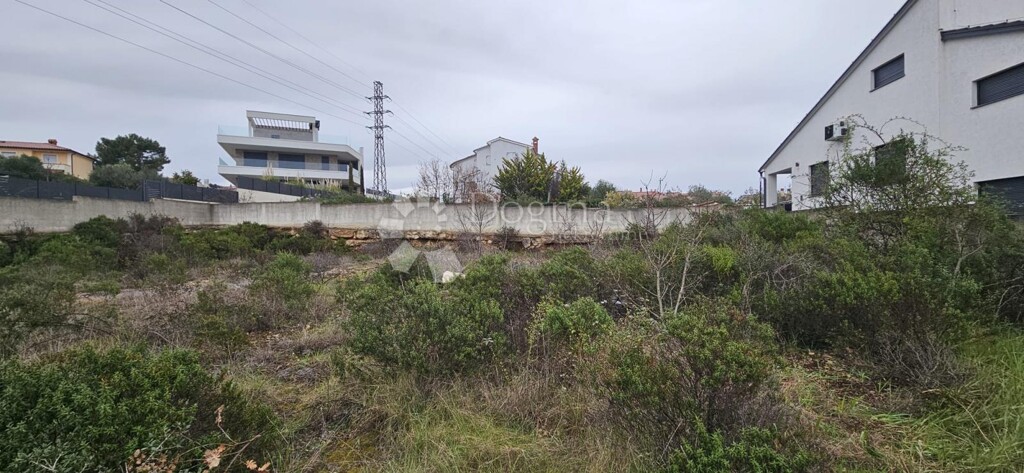 Image 6330216 - 9