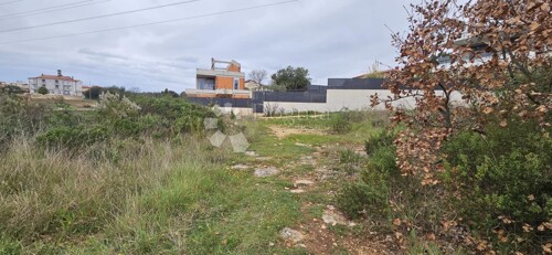 Thumbnail 6330217 - 2