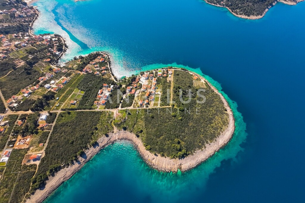 Image 6330280 - 8