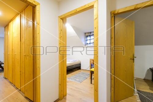 Thumbnail 6330579 - 17