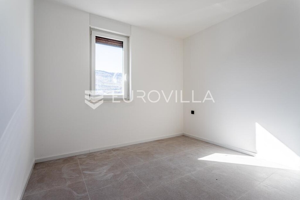 Image 6330690 - 5