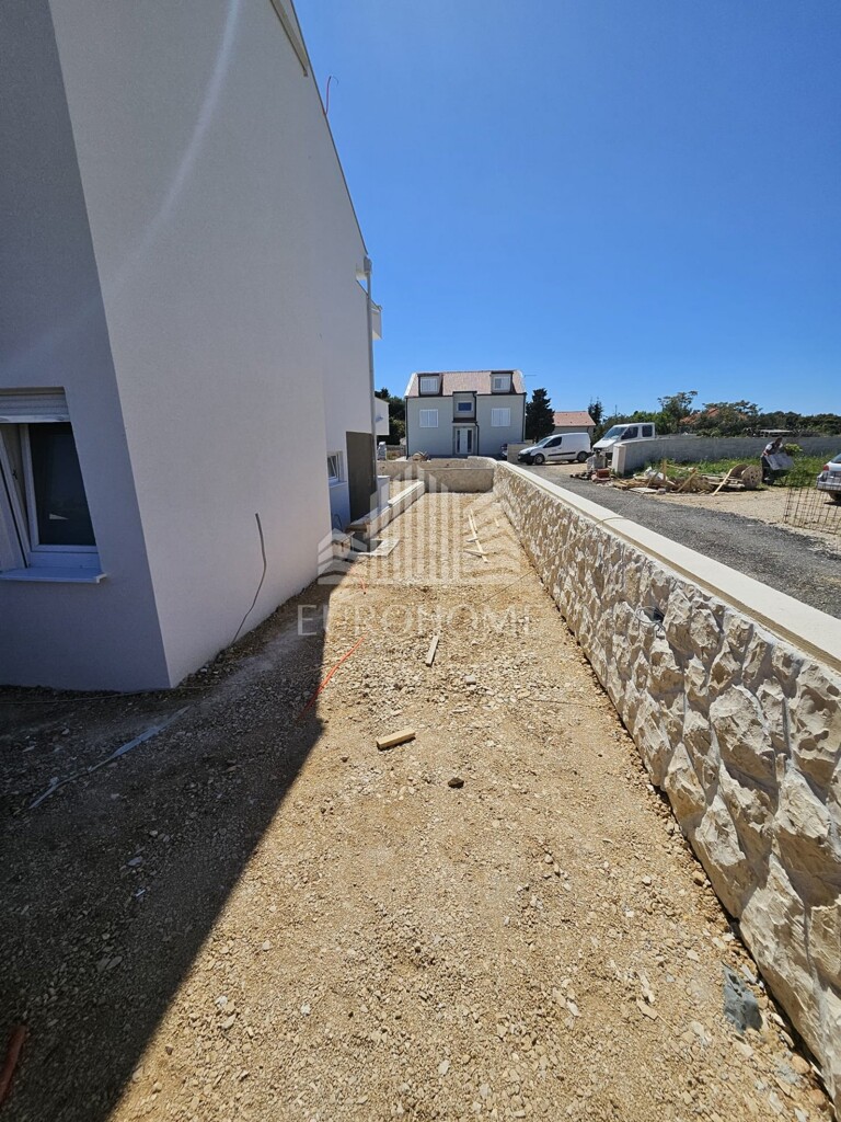 Image 6330709 - 7