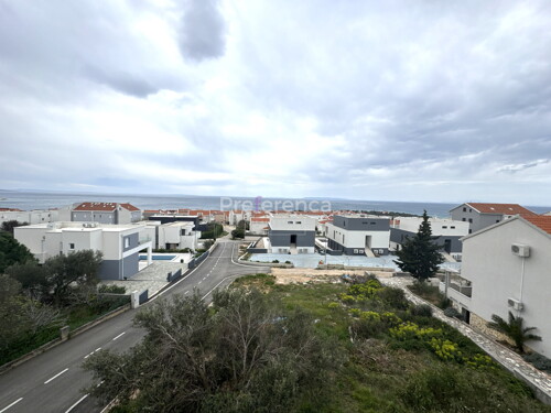 Thumbnail 6330767 - 16