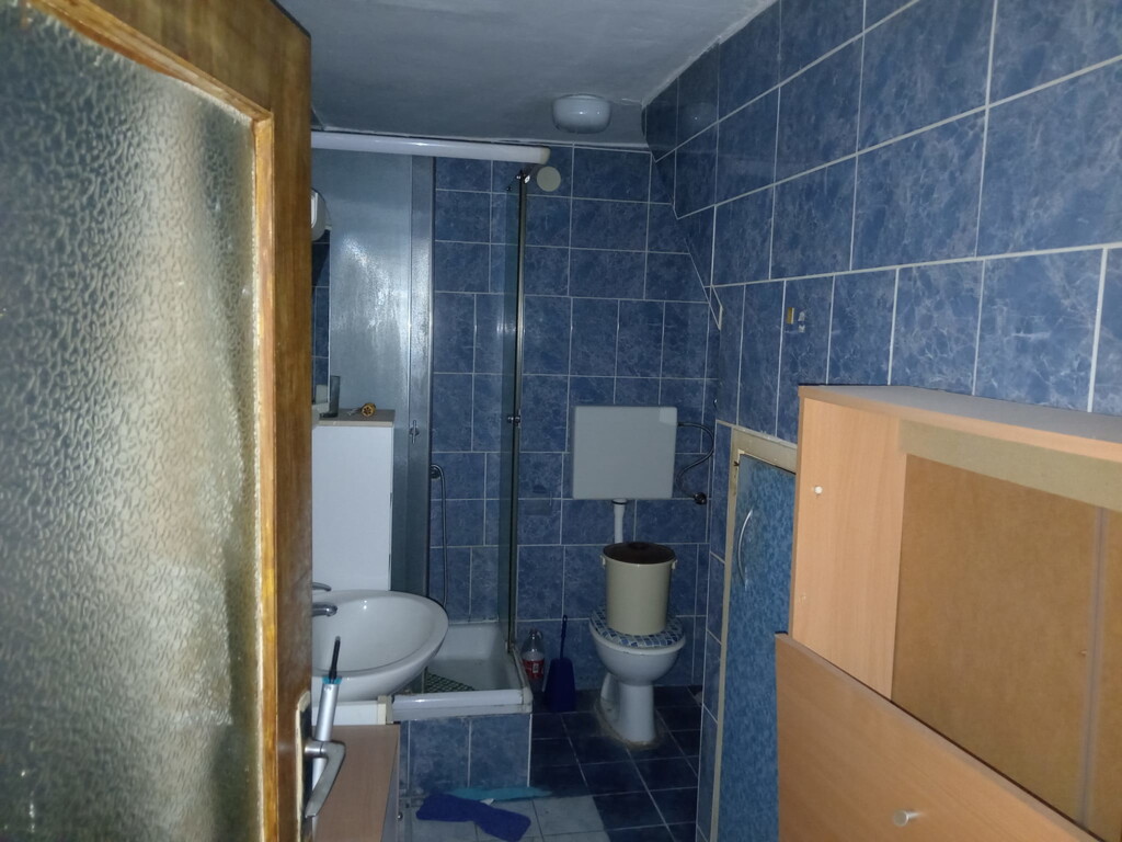 Image 6330790 - 12