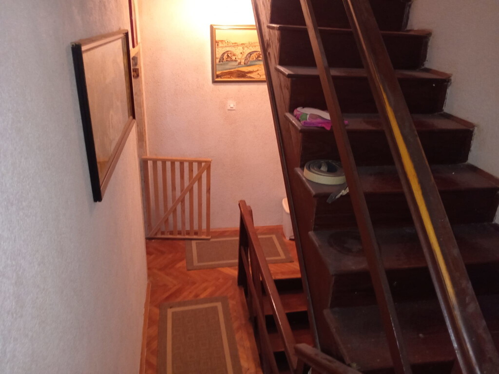 Image 6330790 - 7