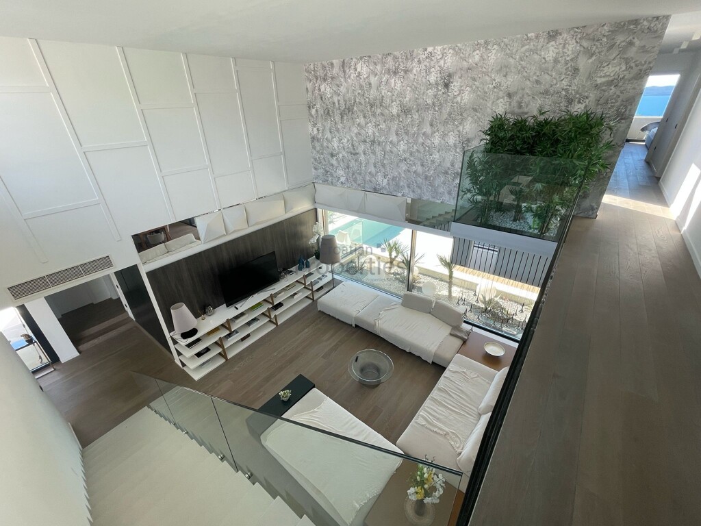Image 6330792 - 6