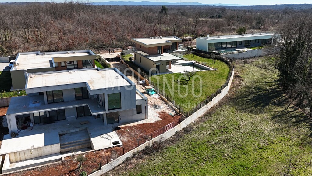 Image 6330799 - 4
