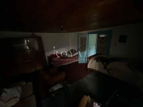 Thumbnail 6331114 - 5