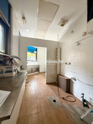 Thumbnail 6331203 - 4