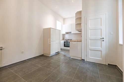 Thumbnail 6331380 - 8