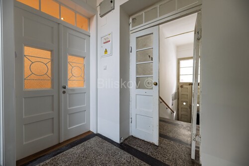 Thumbnail 6331380 - 13