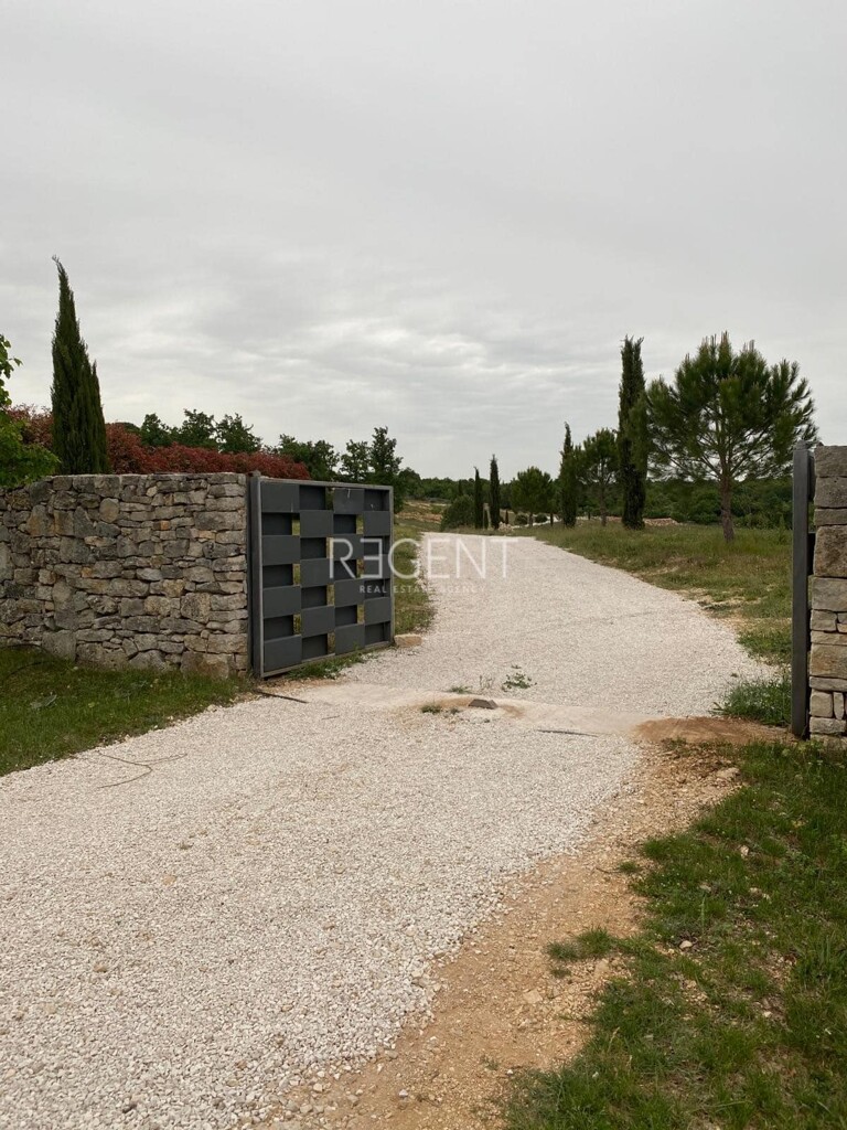 Image 6331522 - 15