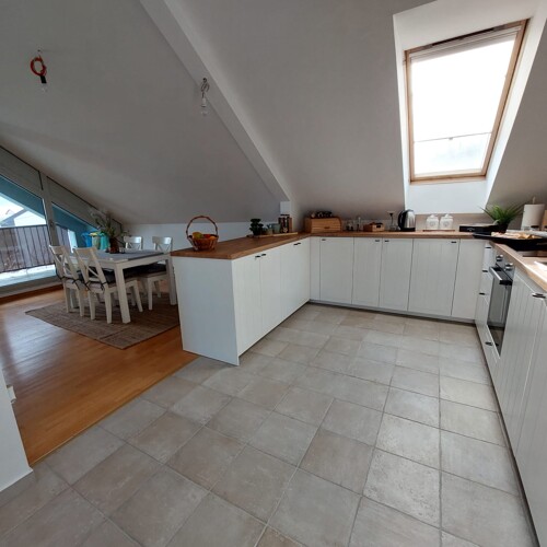 Thumbnail 6331690 - 5