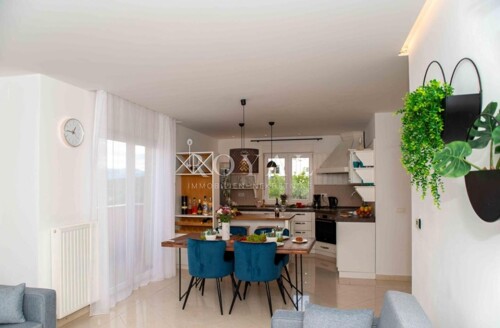 Thumbnail 6331749 - 4