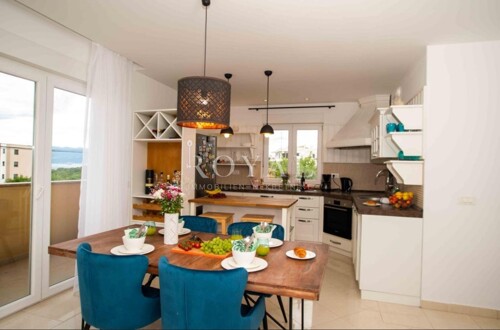 Thumbnail 6331749 - 7