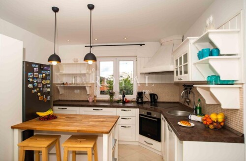 Thumbnail 6331749 - 5