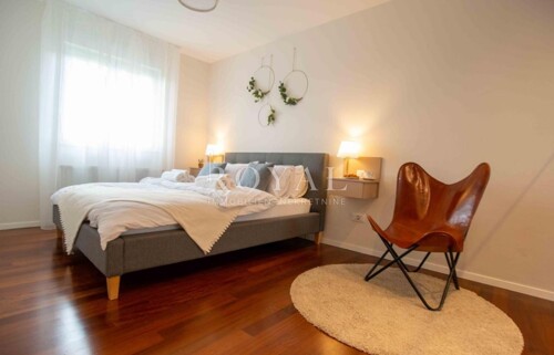 Thumbnail 6331749 - 16