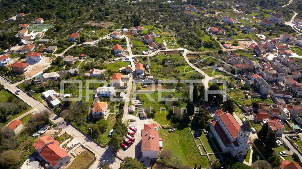Image 6331756 - 7