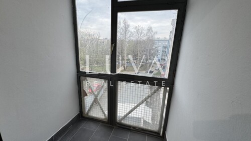 Thumbnail 6331787 - 6