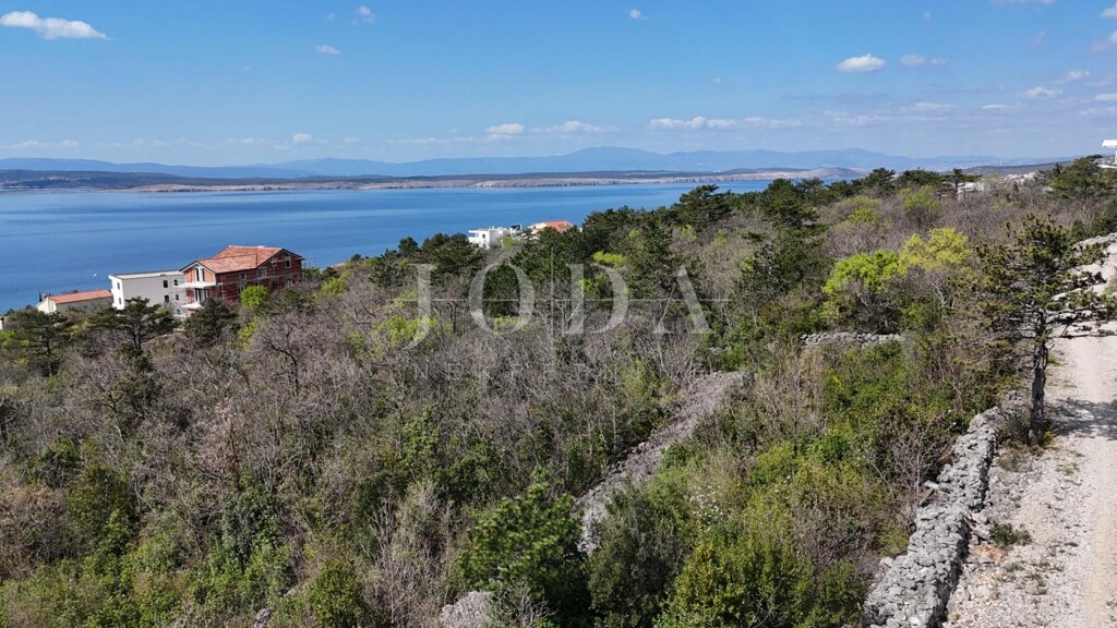 Image 6331850 - 3