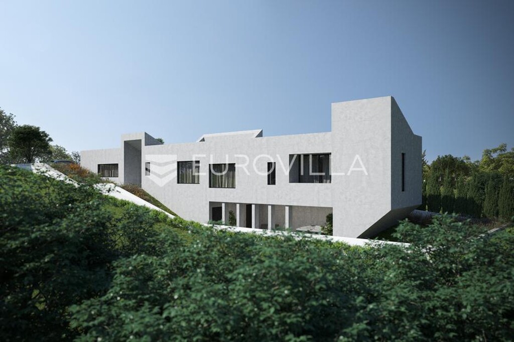 Image 6331870 - 2