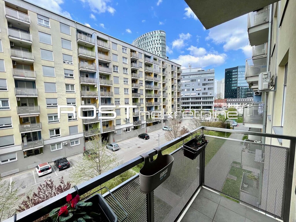 Image 6331877 - 1
