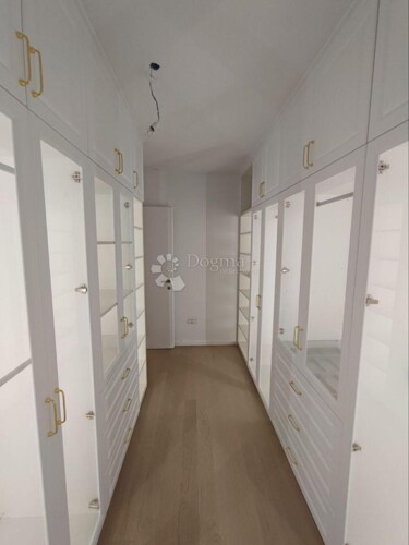 Thumbnail 6331881 - 16