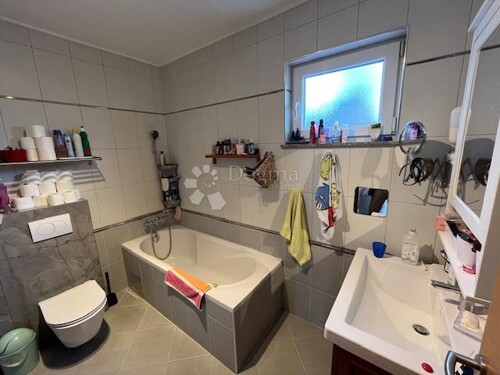 Thumbnail 6331906 - 10