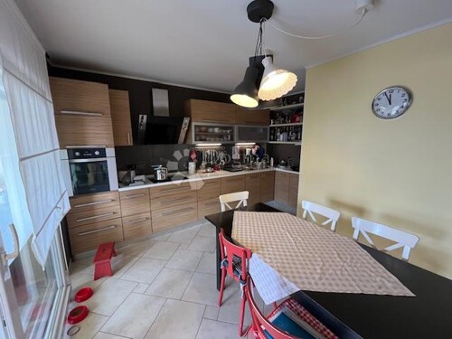 Thumbnail 6331906 - 6