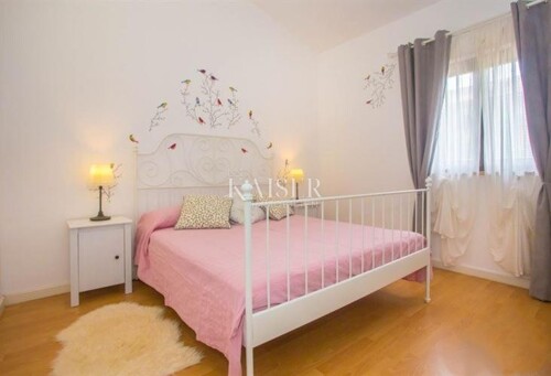 Thumbnail 6332027 - 11
