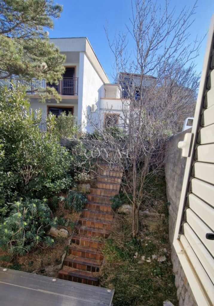Image 6332300 - 21