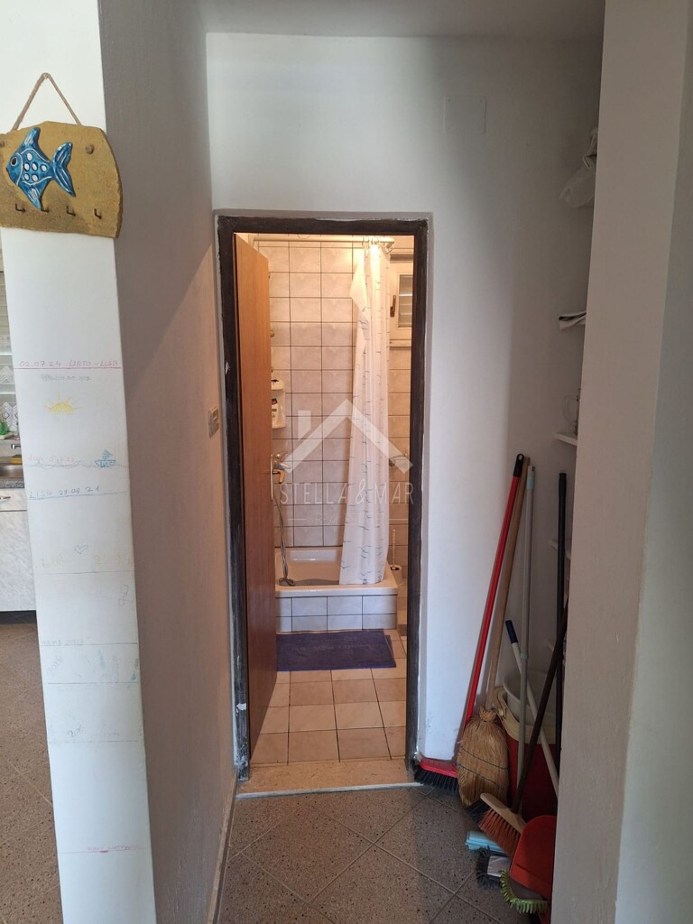 Image 6332631 - 10