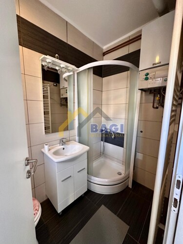 Thumbnail 6332655 - 6