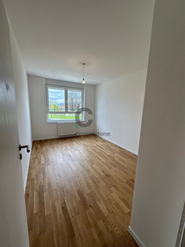 Thumbnail 6332707 - 5