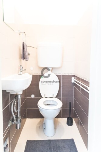 Thumbnail 6332709 - 12