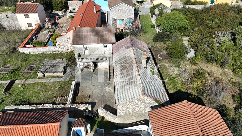Image 6332769 - 3