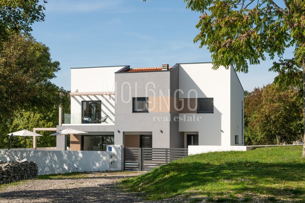 Image 6332859 - 2