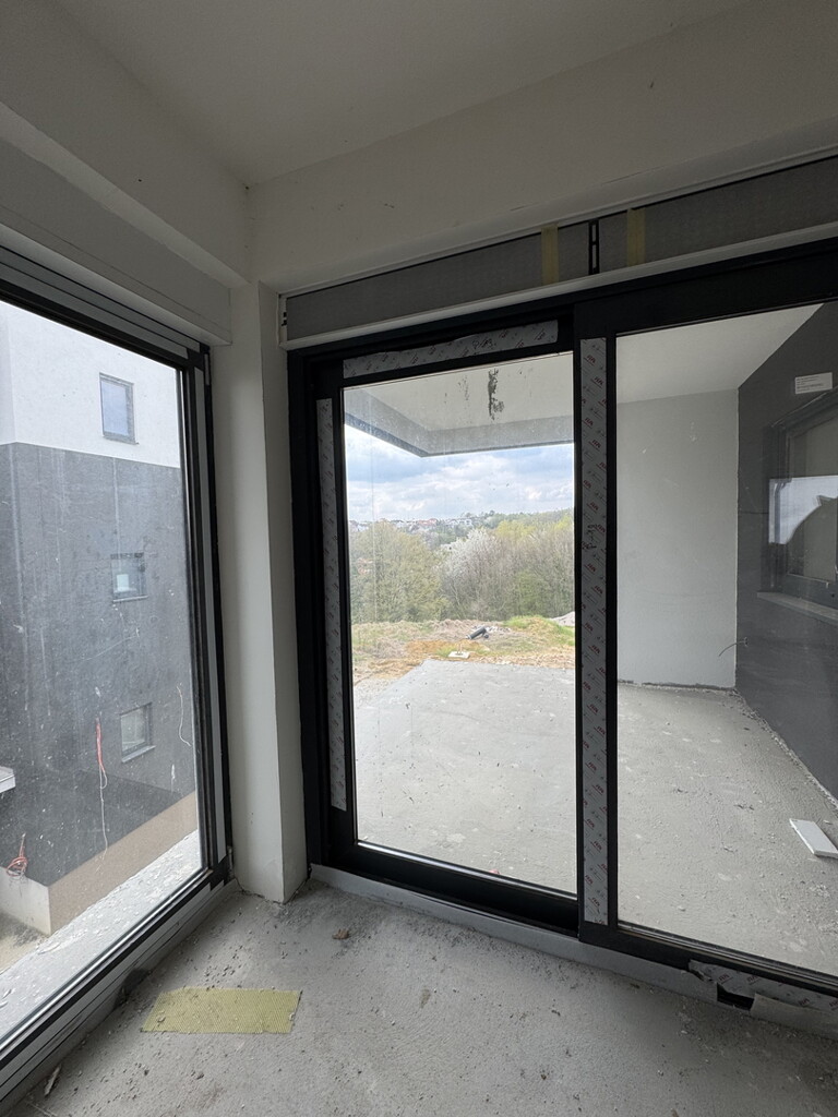 Image 6332893 - 8
