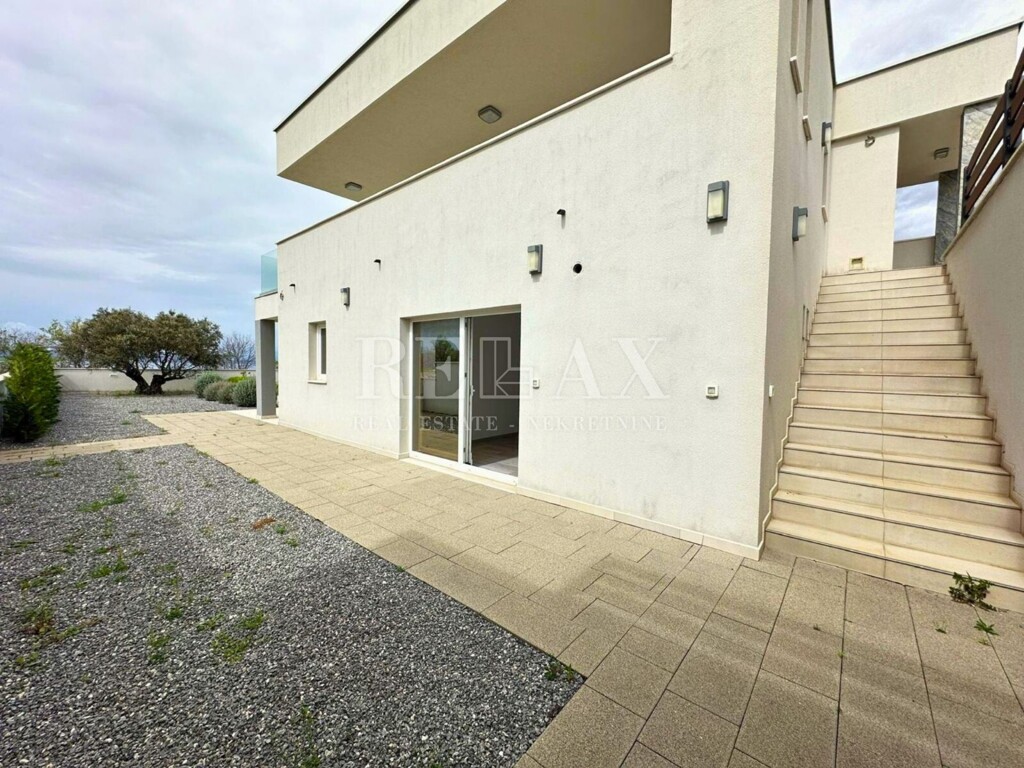 Image 6333146 - 7