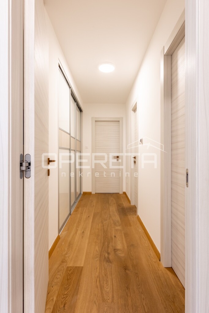 Image 6333345 - 34