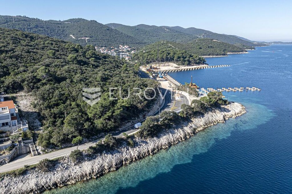 Image 6333935 - 4
