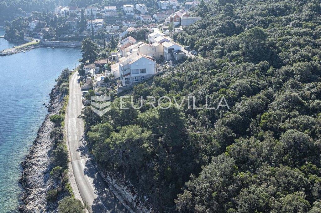 Image 6333935 - 9