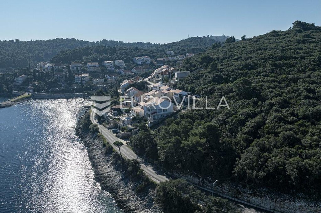 Image 6333935 - 8