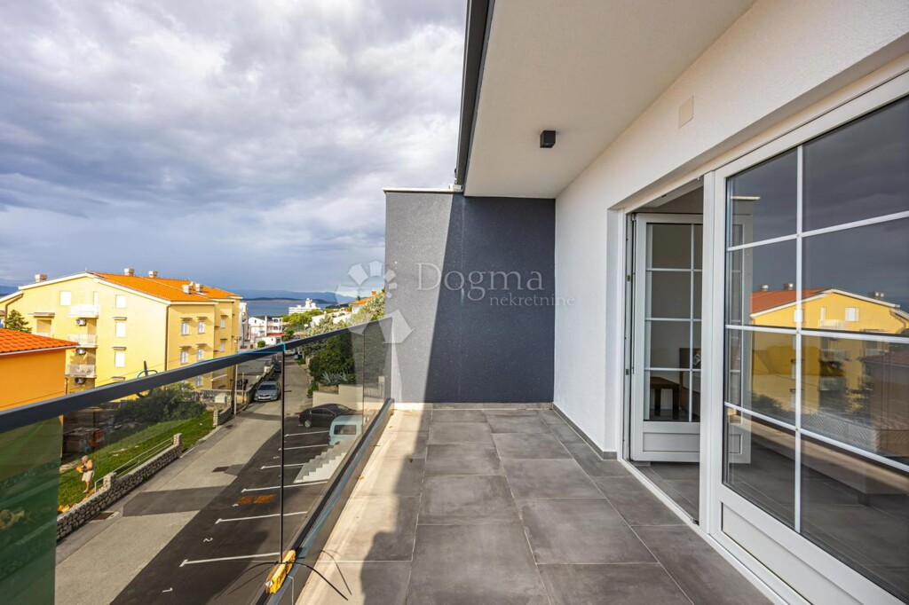 Image 6333972 - 8