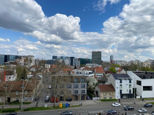 Stan u širem centru Zagreba