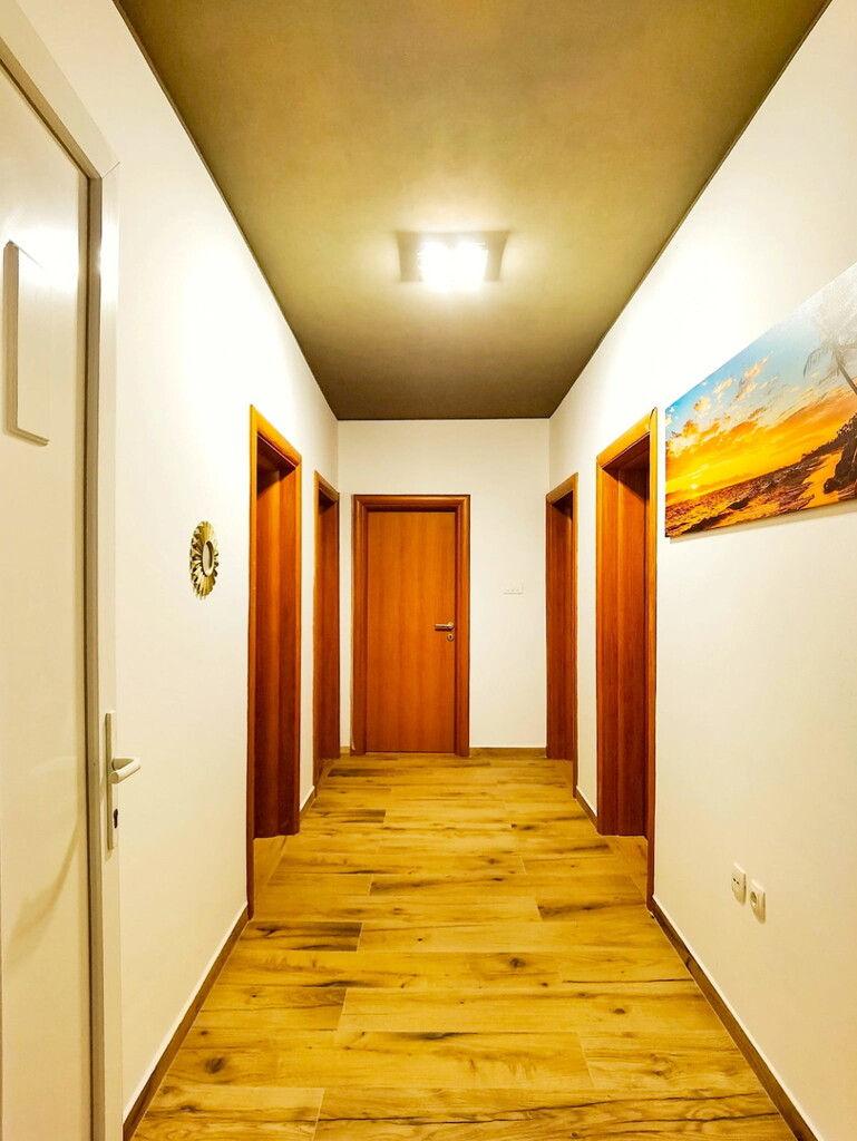 Image 6334087 - 8