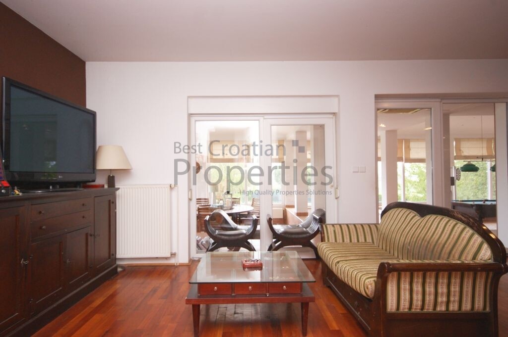 Image 6334100 - 20