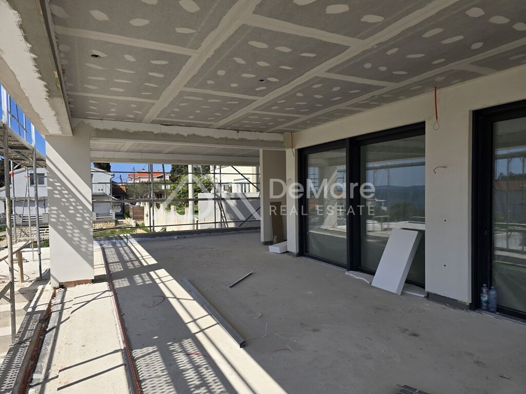 Image 6334132 - 13