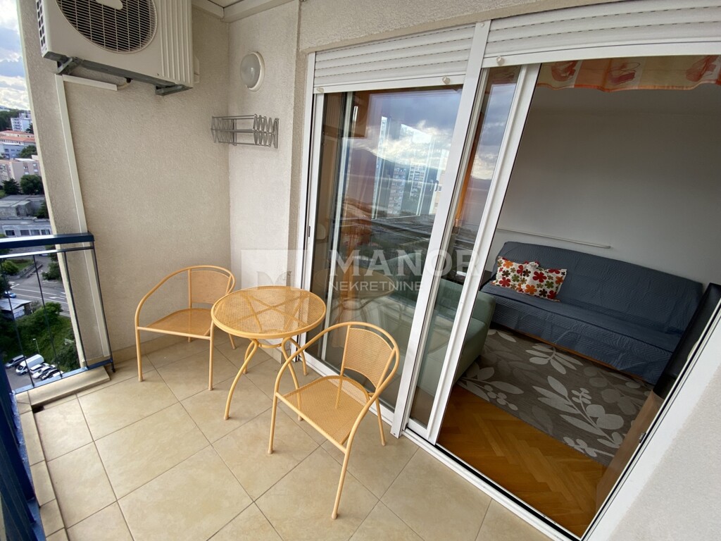 Image 6334157 - 8